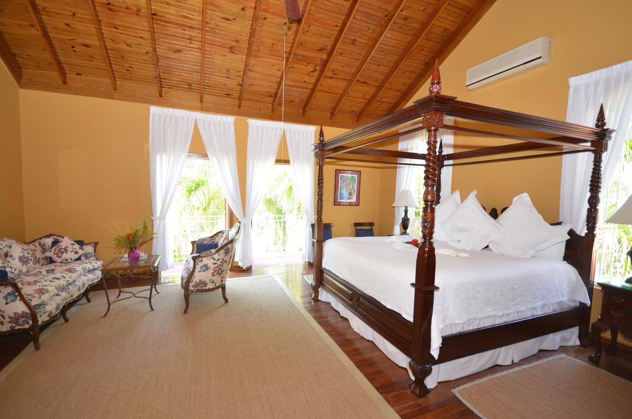 Summerhill Four Bedroom Villa Montego Bay Exterior foto